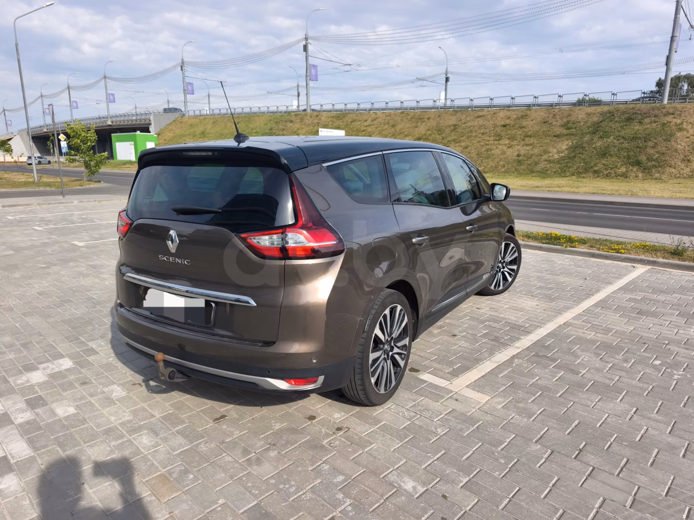 Renault Grand Scenic фото 18