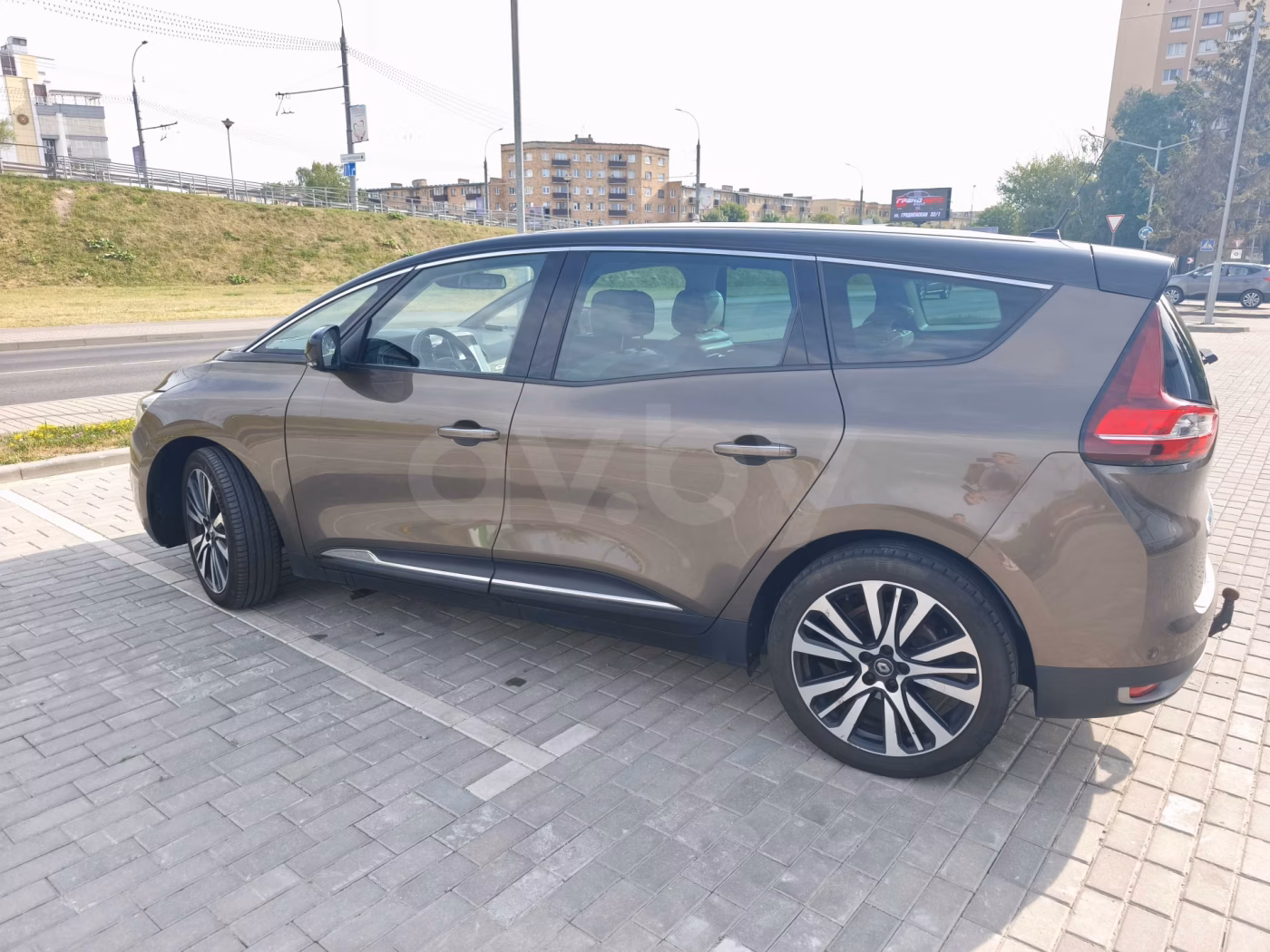 Renault Grand Scenic фото 4