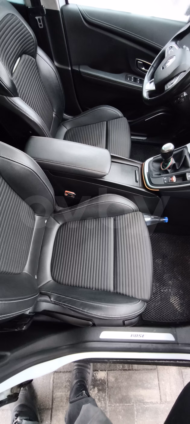 Renault Grand Scenic фото 13