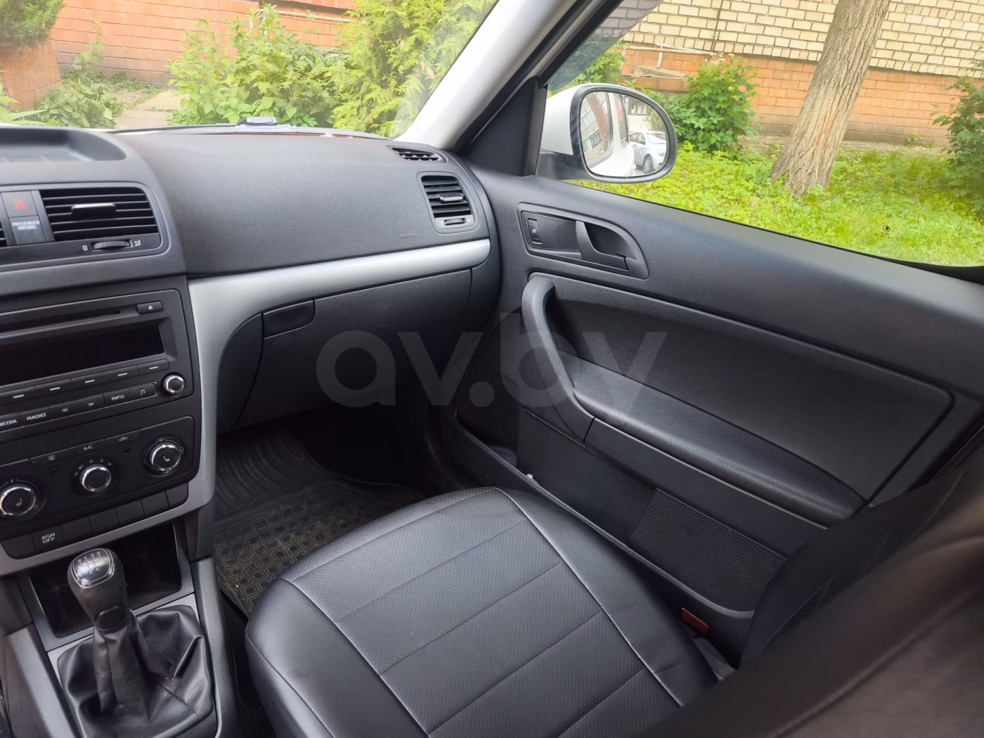 Skoda Yeti фото 8