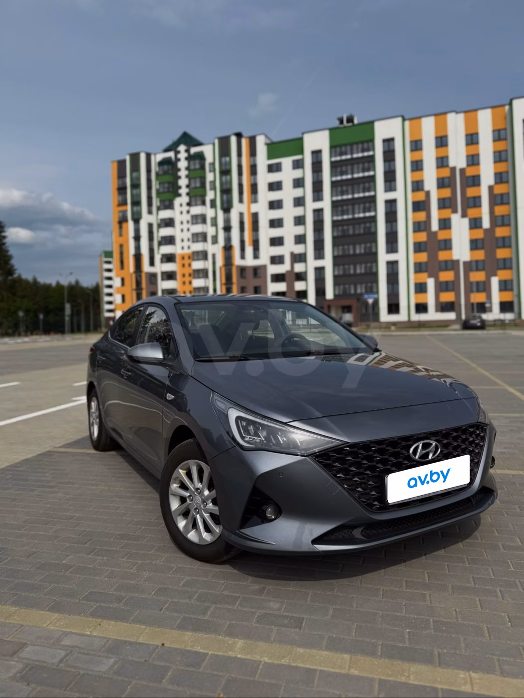 Hyundai Accent фото 2