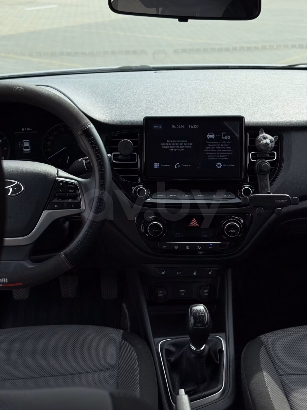 Hyundai Accent фото 8
