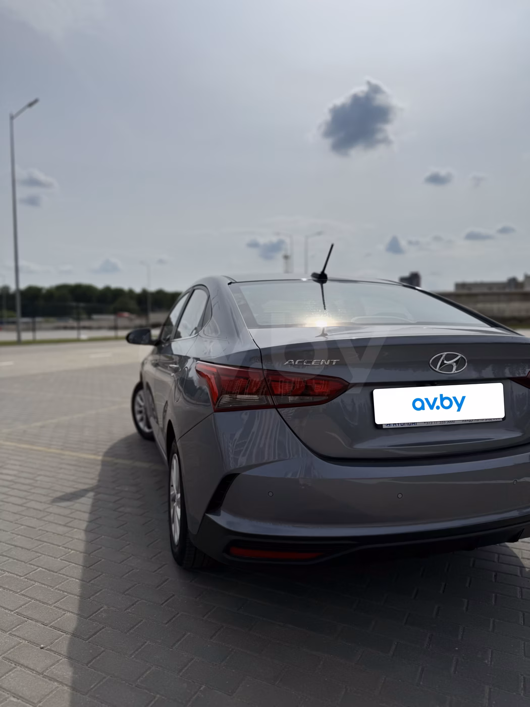 Hyundai Accent фото 10
