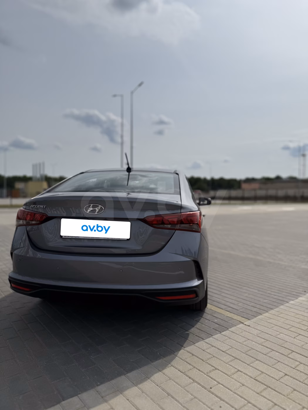 Hyundai Accent фото 12