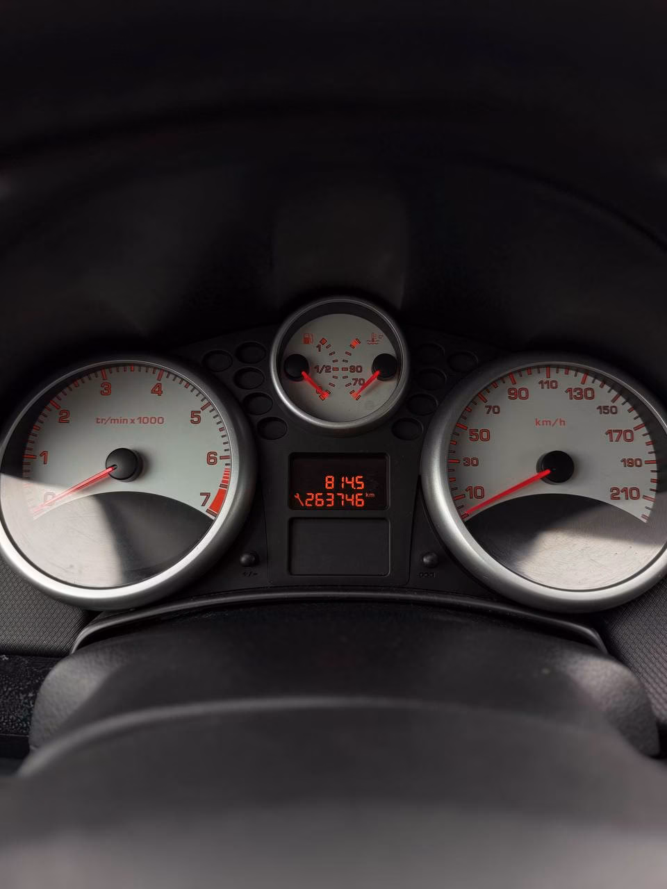 Peugeot 207 фото 19