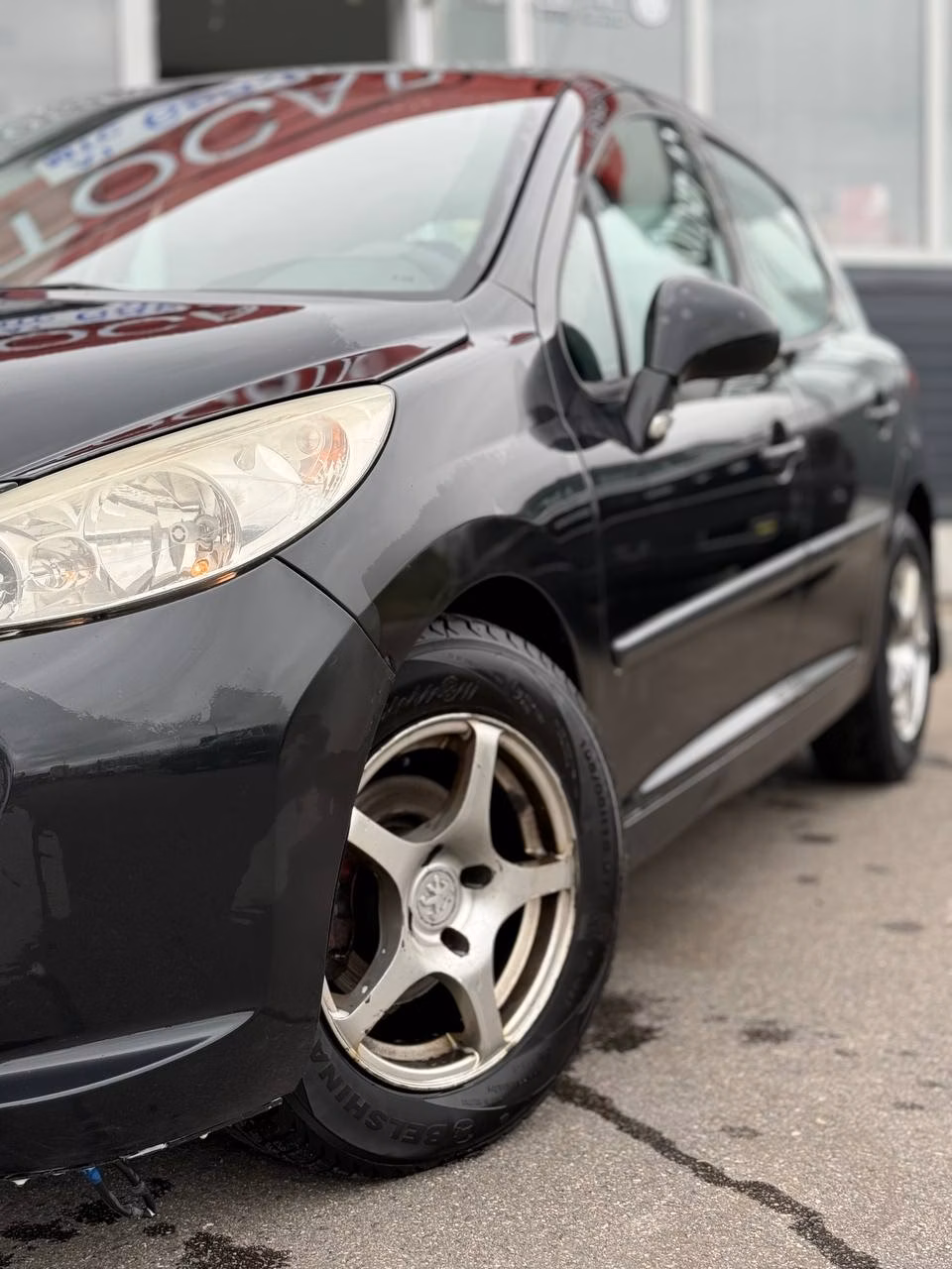 Peugeot 207 фото 2