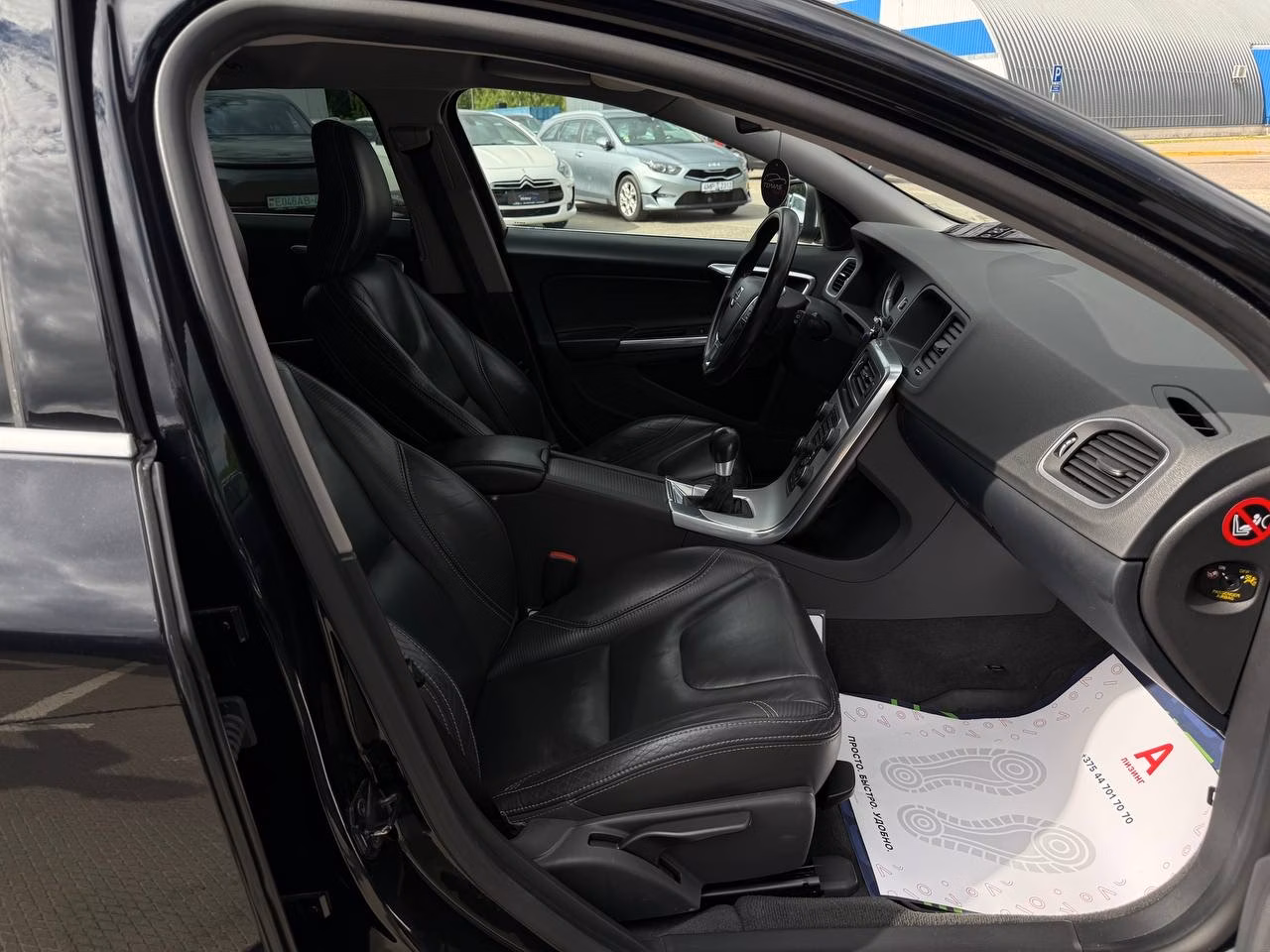 Volvo V60 фото 13