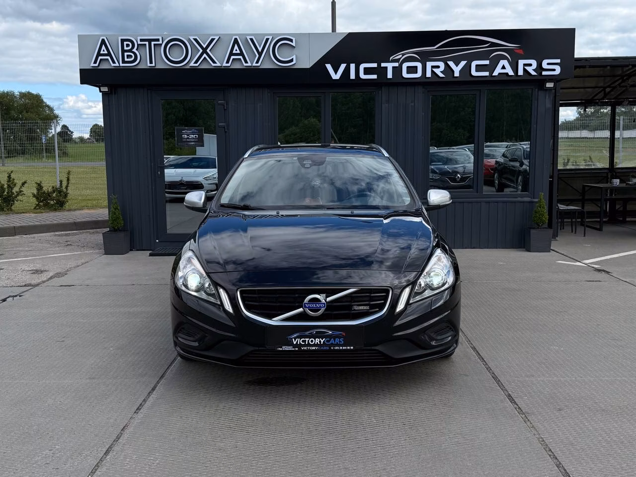 Volvo V60 фото 2