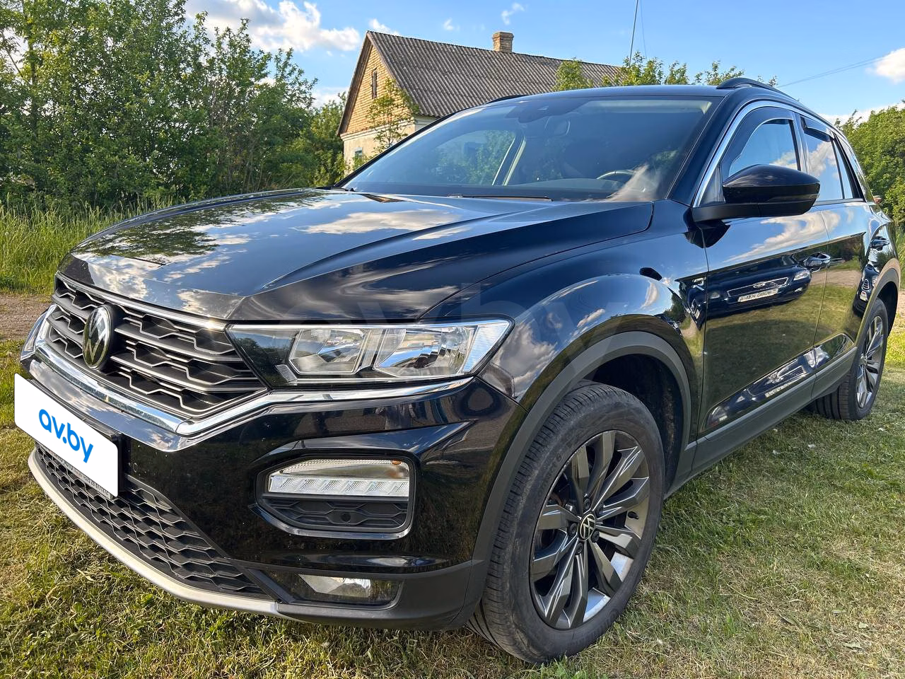Volkswagen T-Roc фото 12
