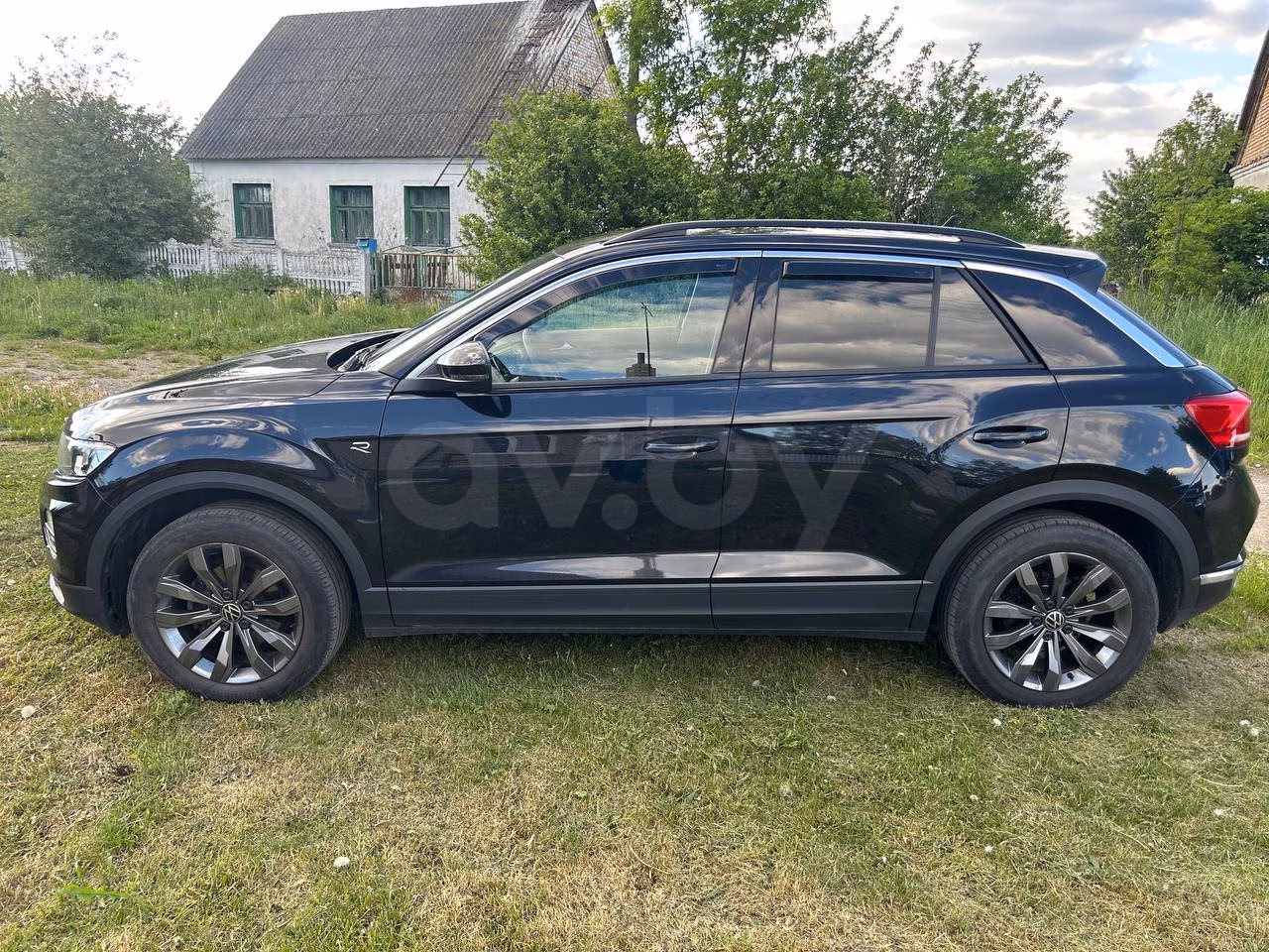 Volkswagen T-Roc фото 15