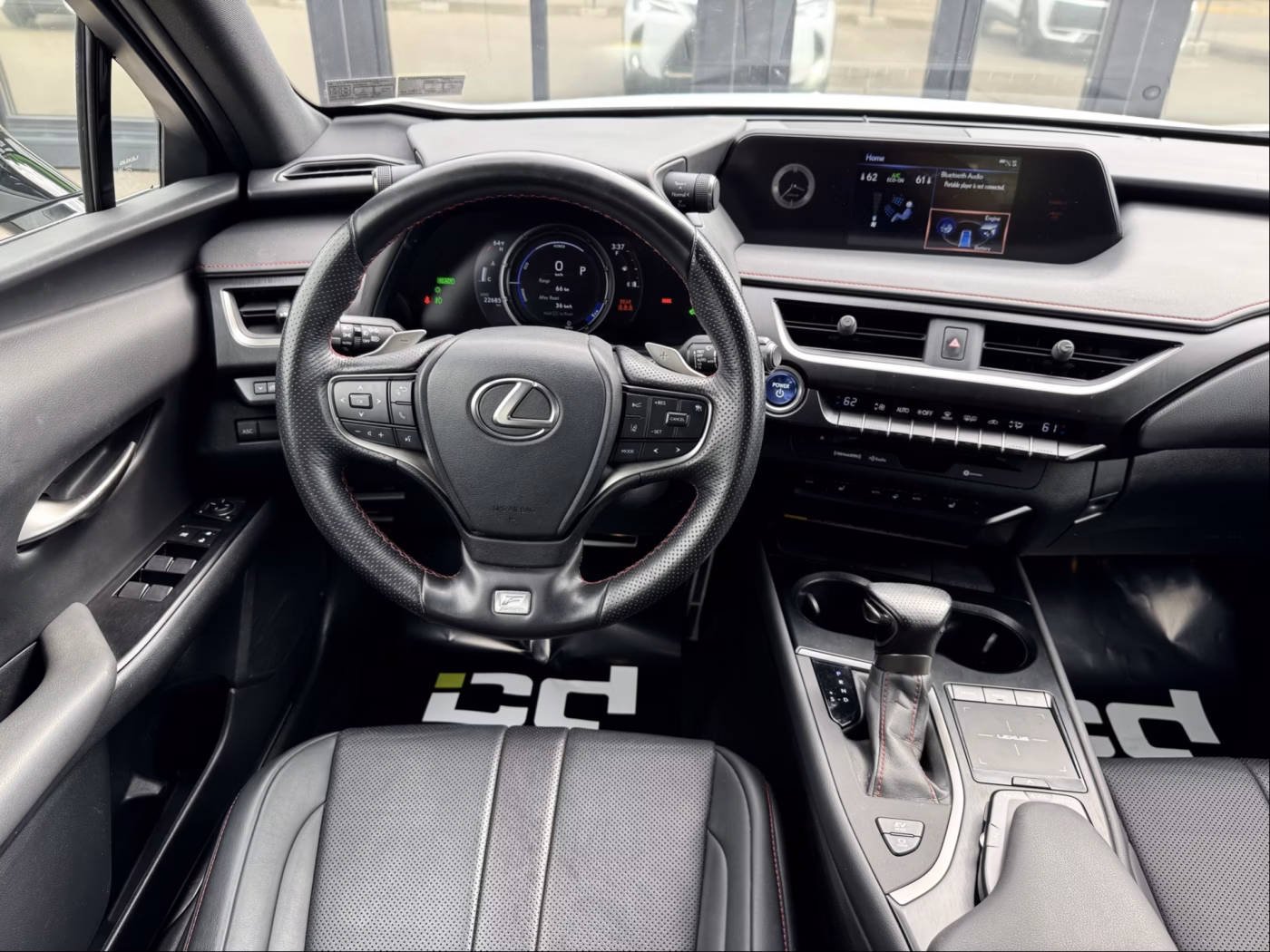 Lexus UX фото 14