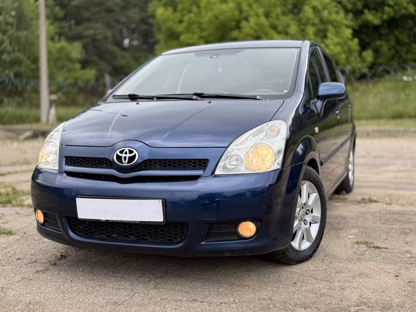 Toyota Corolla Verso фото 4