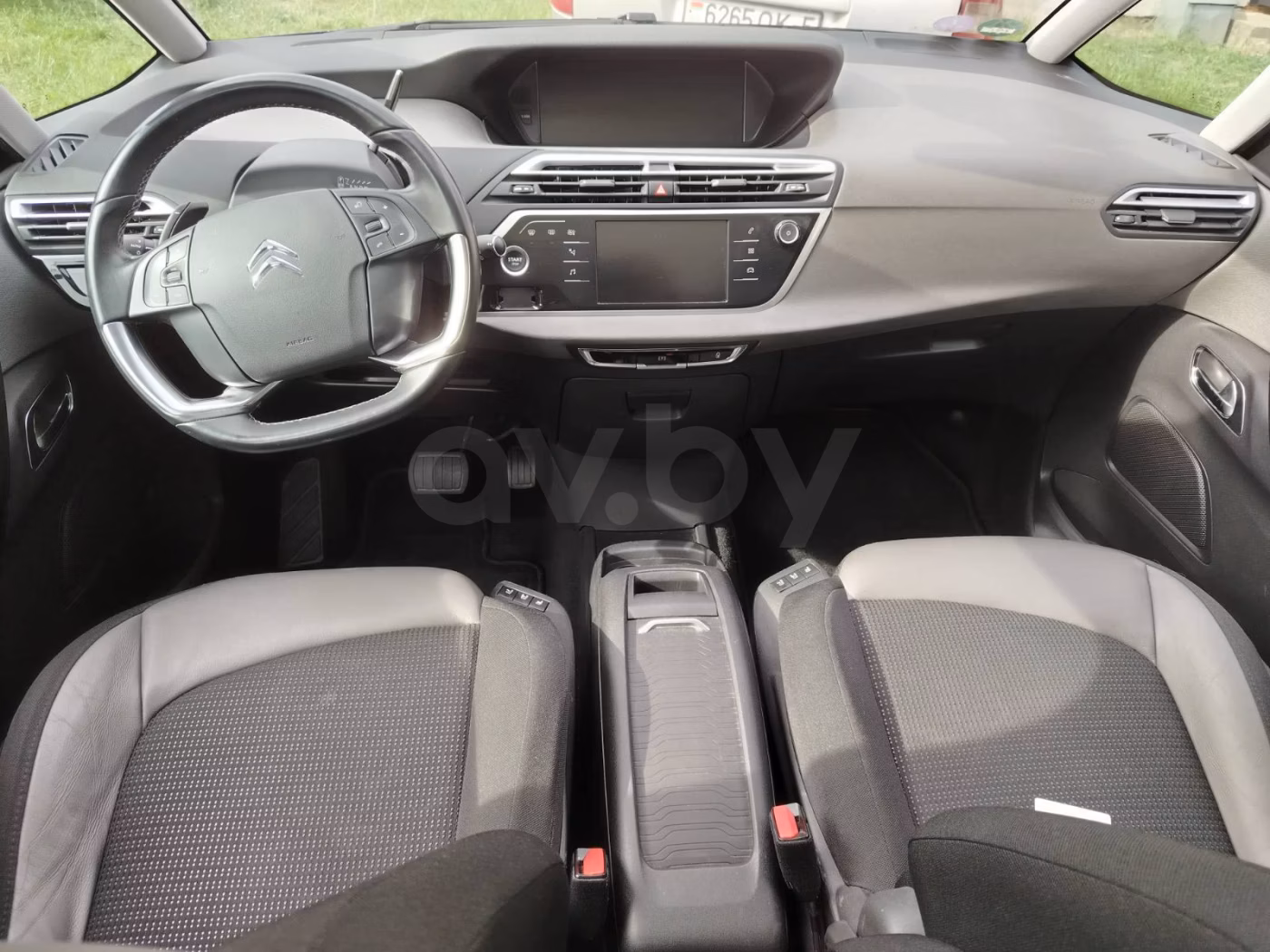 Citroen C4 Grand Spacetourer фото 16
