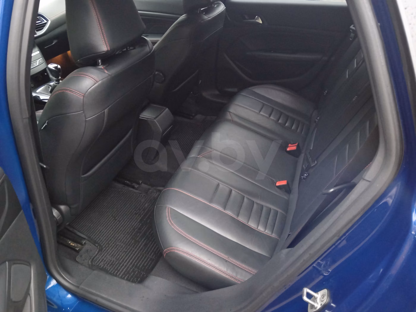 Peugeot 308 фото 14