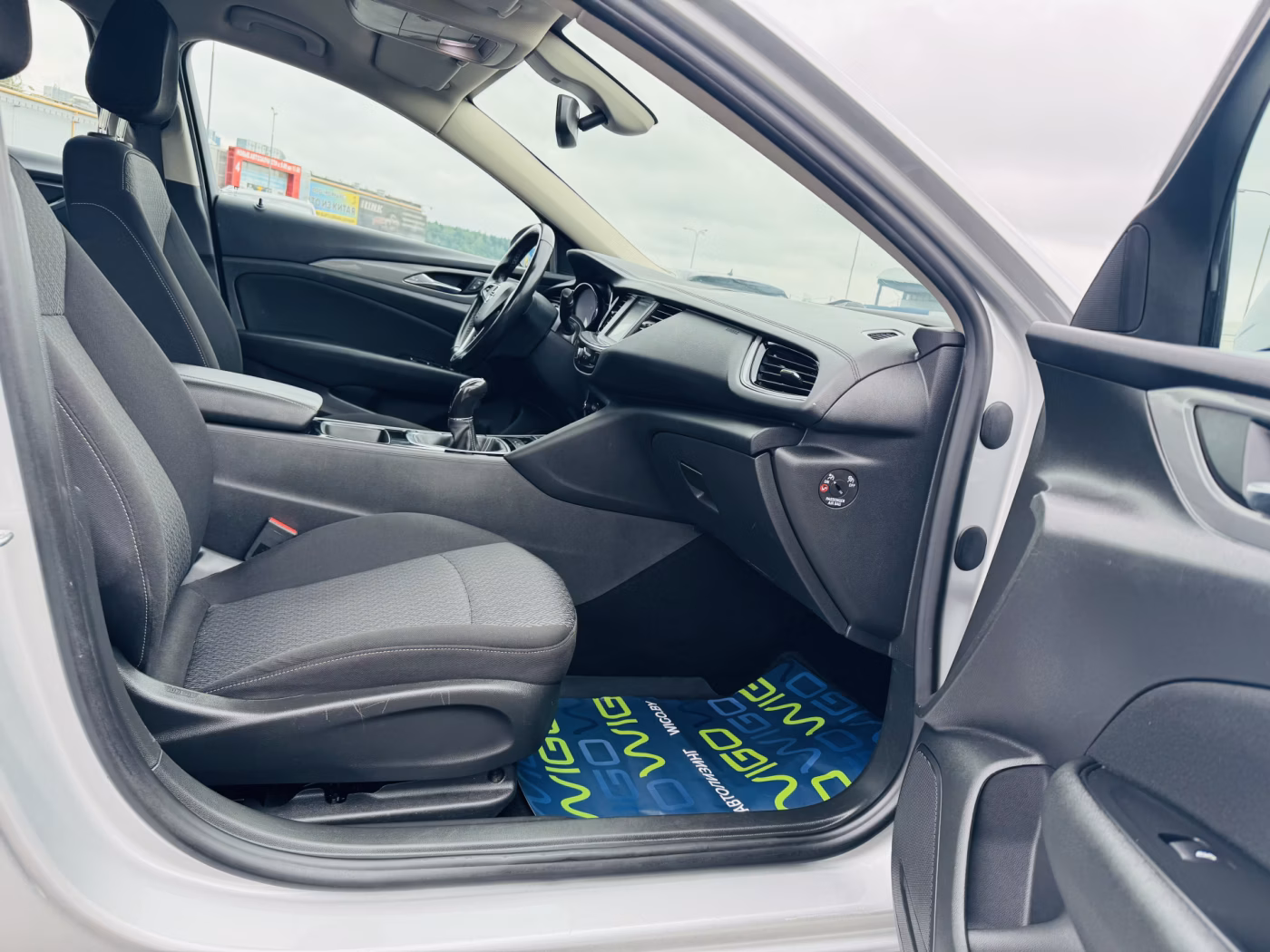 Opel Insignia фото 9