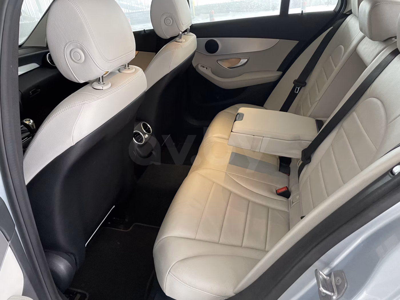 Mercedes-Benz C-Класс фото 10