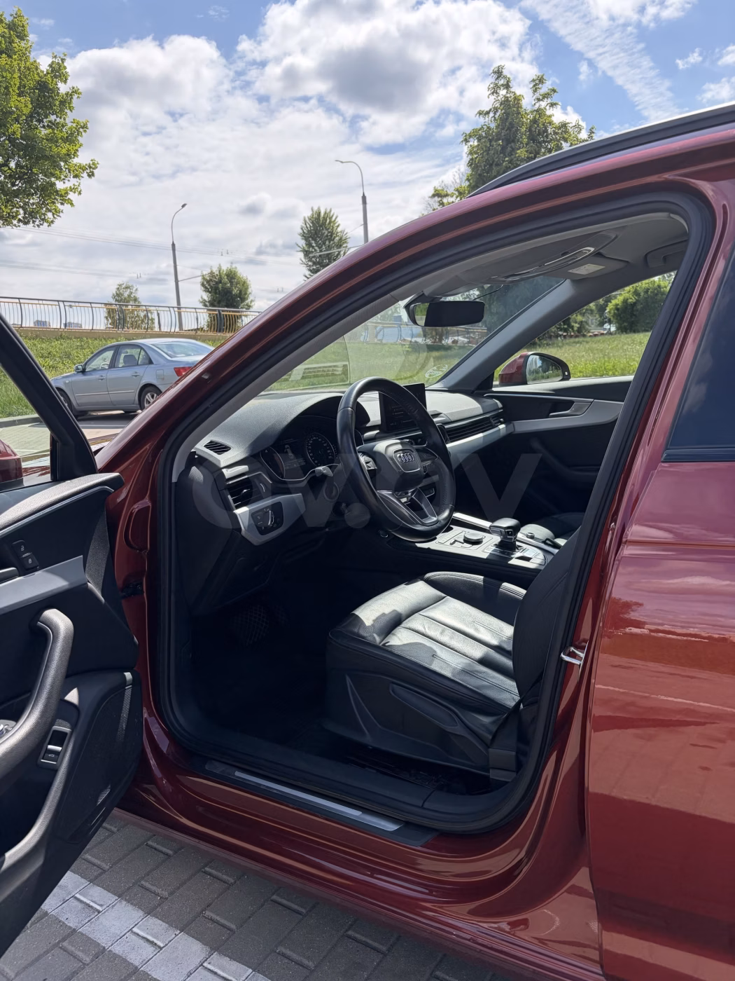 Audi A4 фото 10