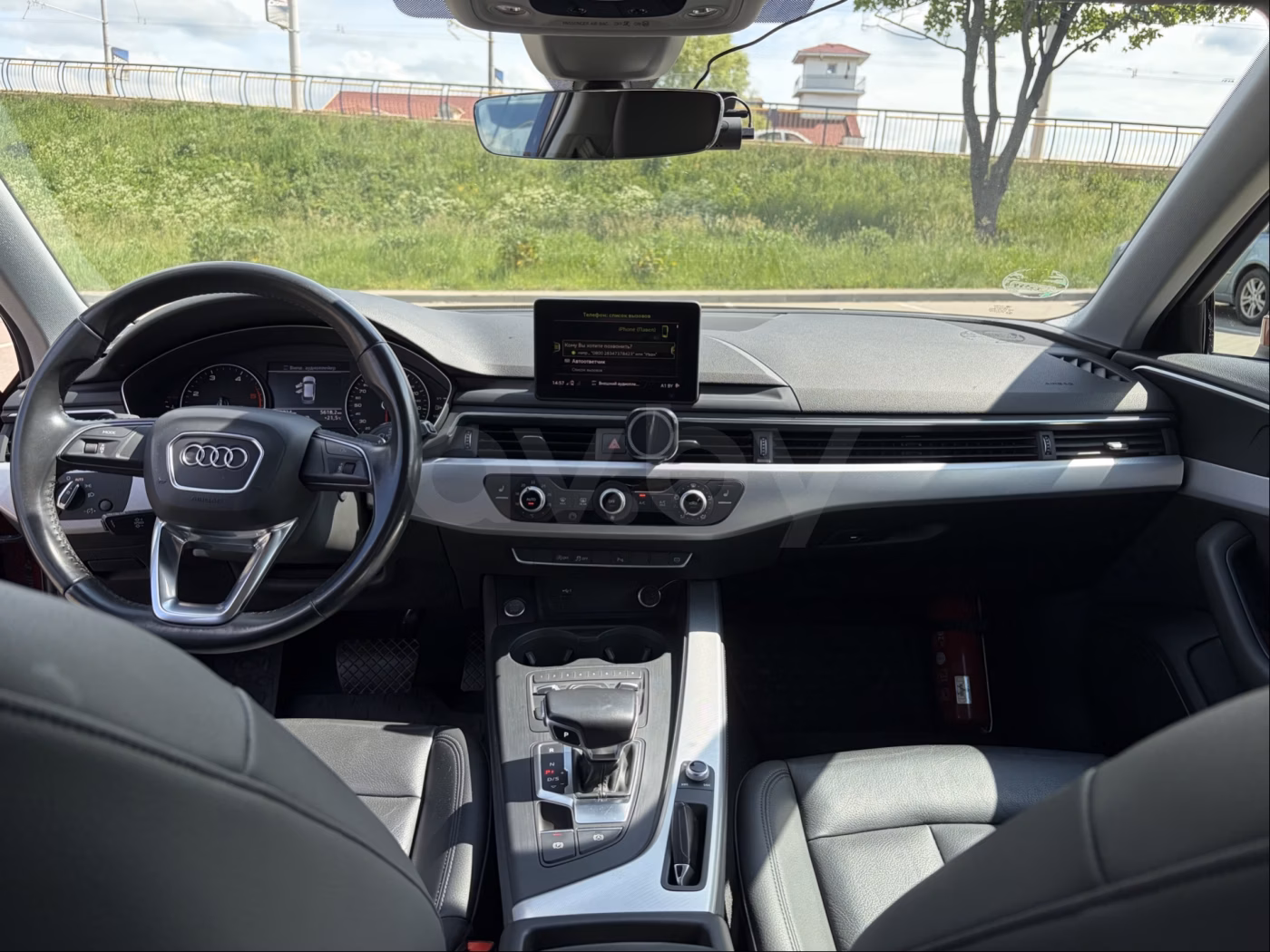 Audi A4 фото 12