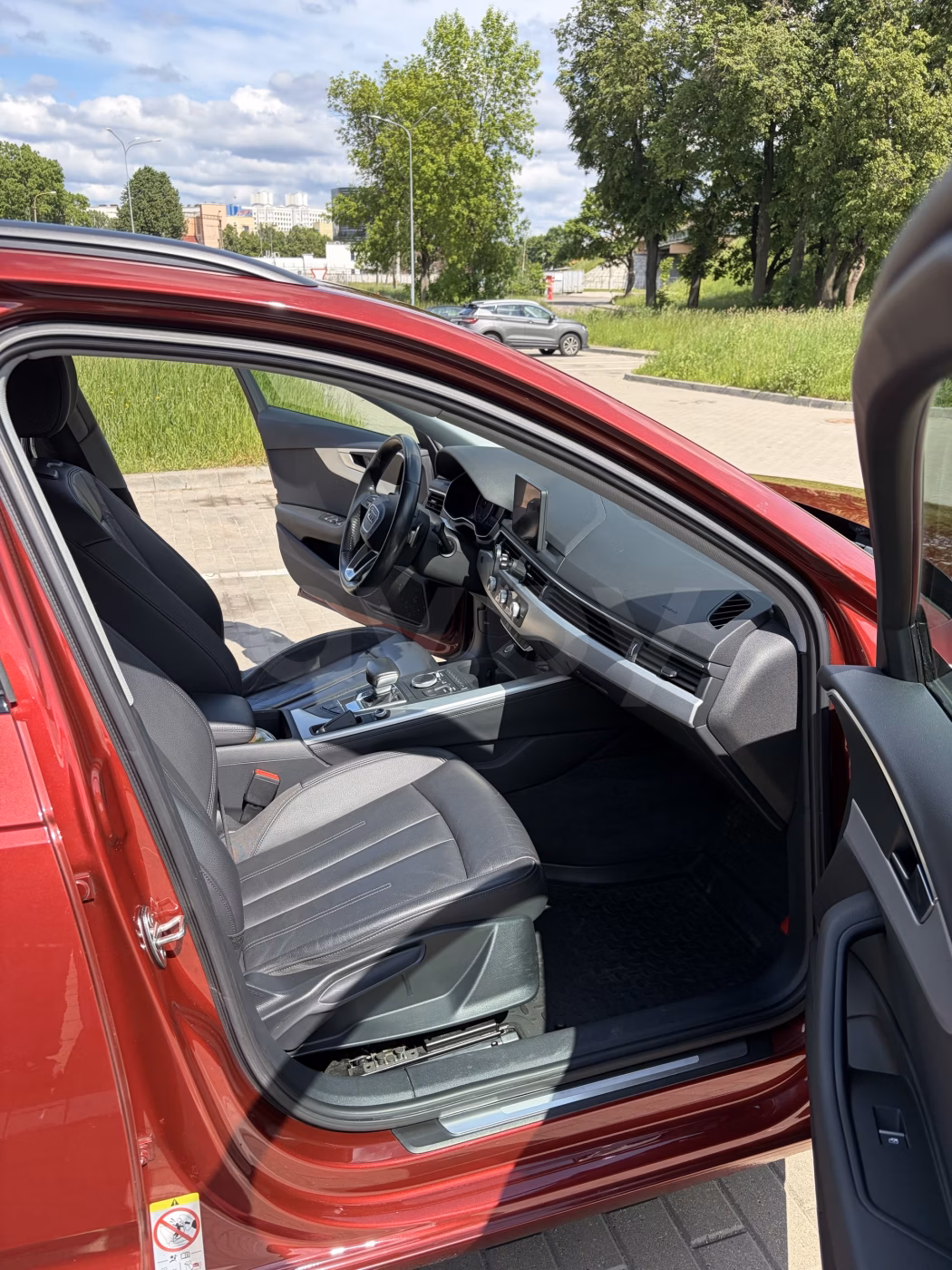 Audi A4 фото 15