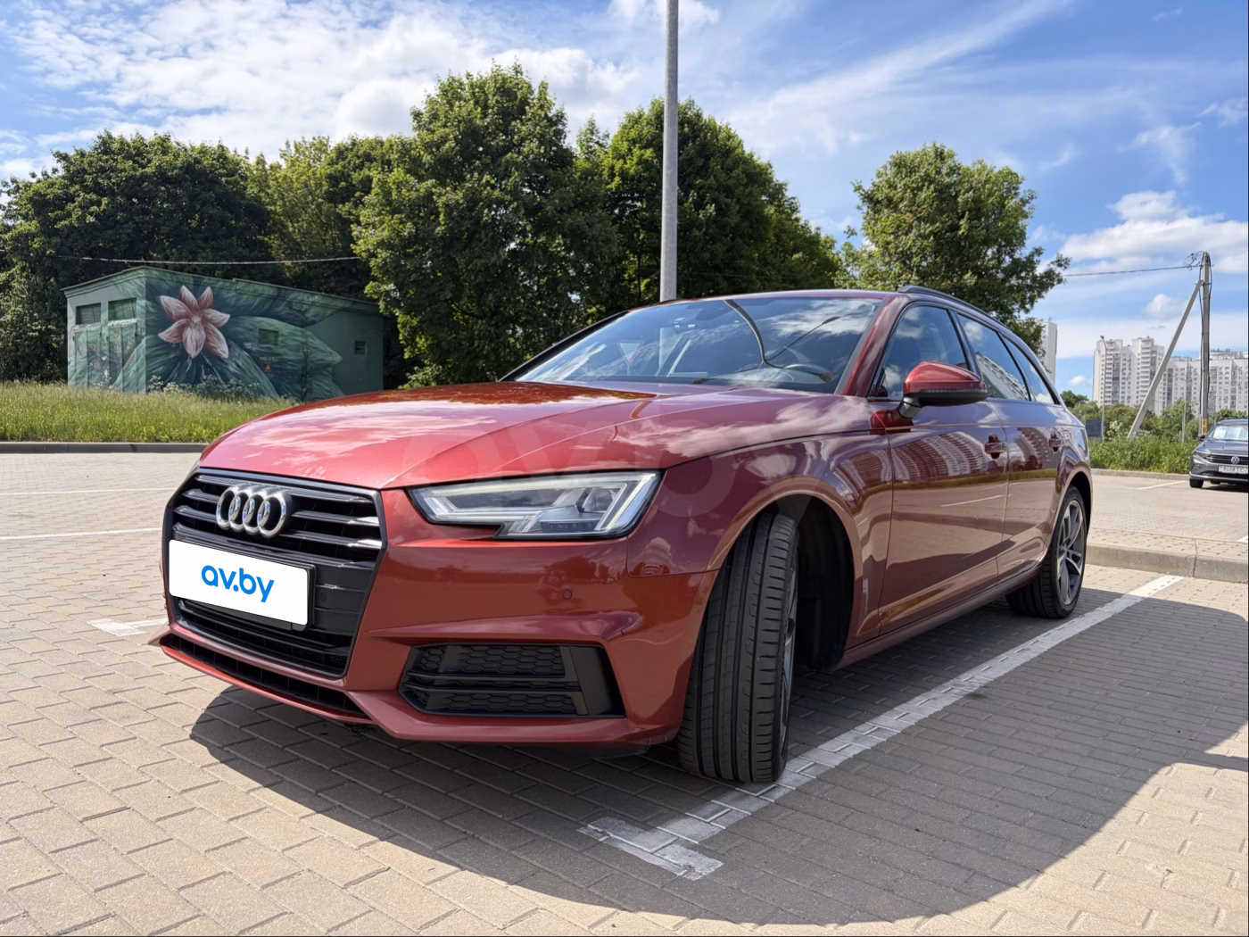 Audi A4 фото 4