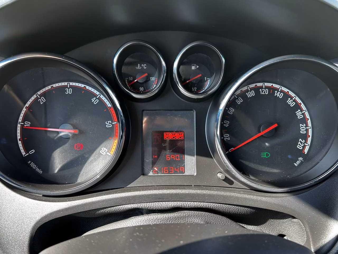 Opel Meriva фото 22