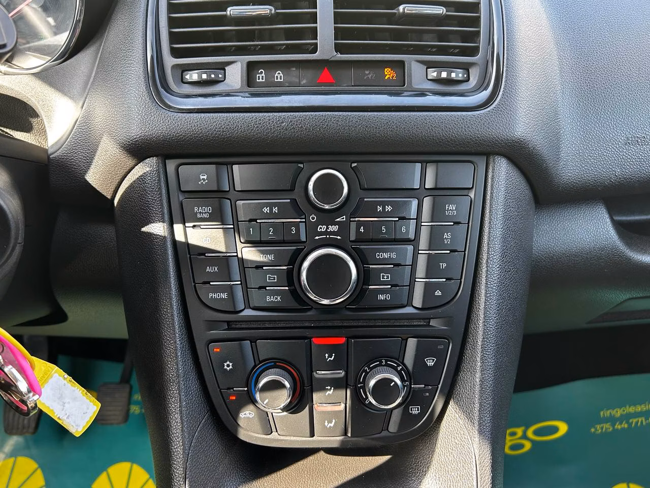 Opel Meriva фото 24