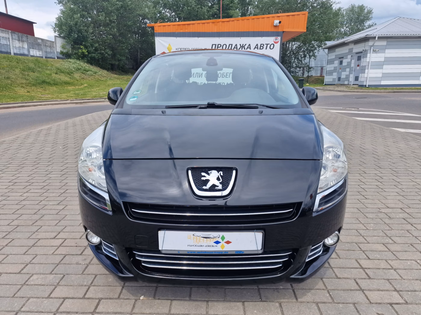 Peugeot 5008 фото 2