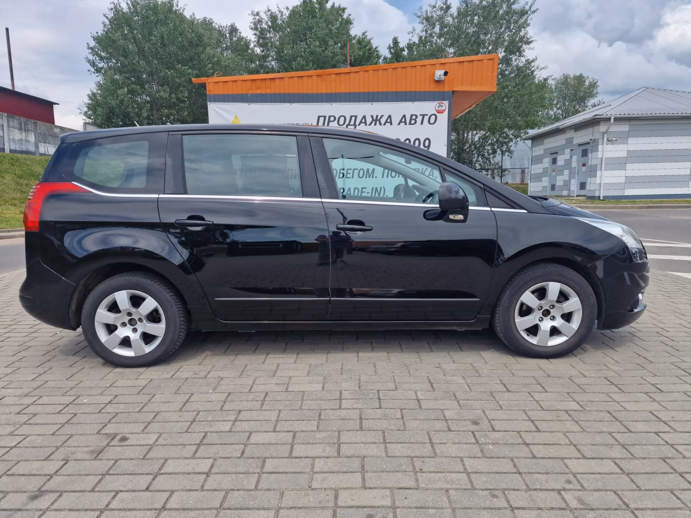 Peugeot 5008 фото 5