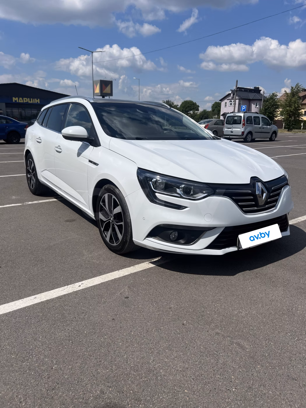 Renault Megane фото 9