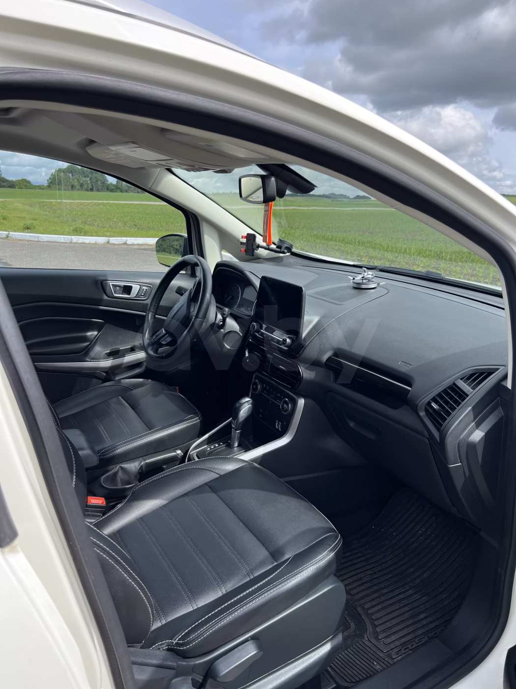 Ford EcoSport фото 5