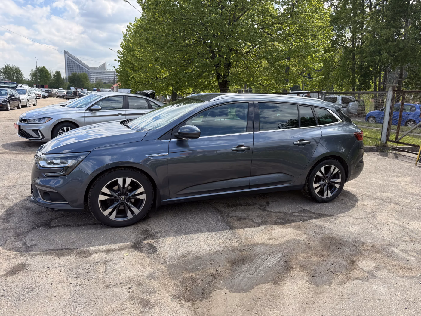 Renault Megane фото 7