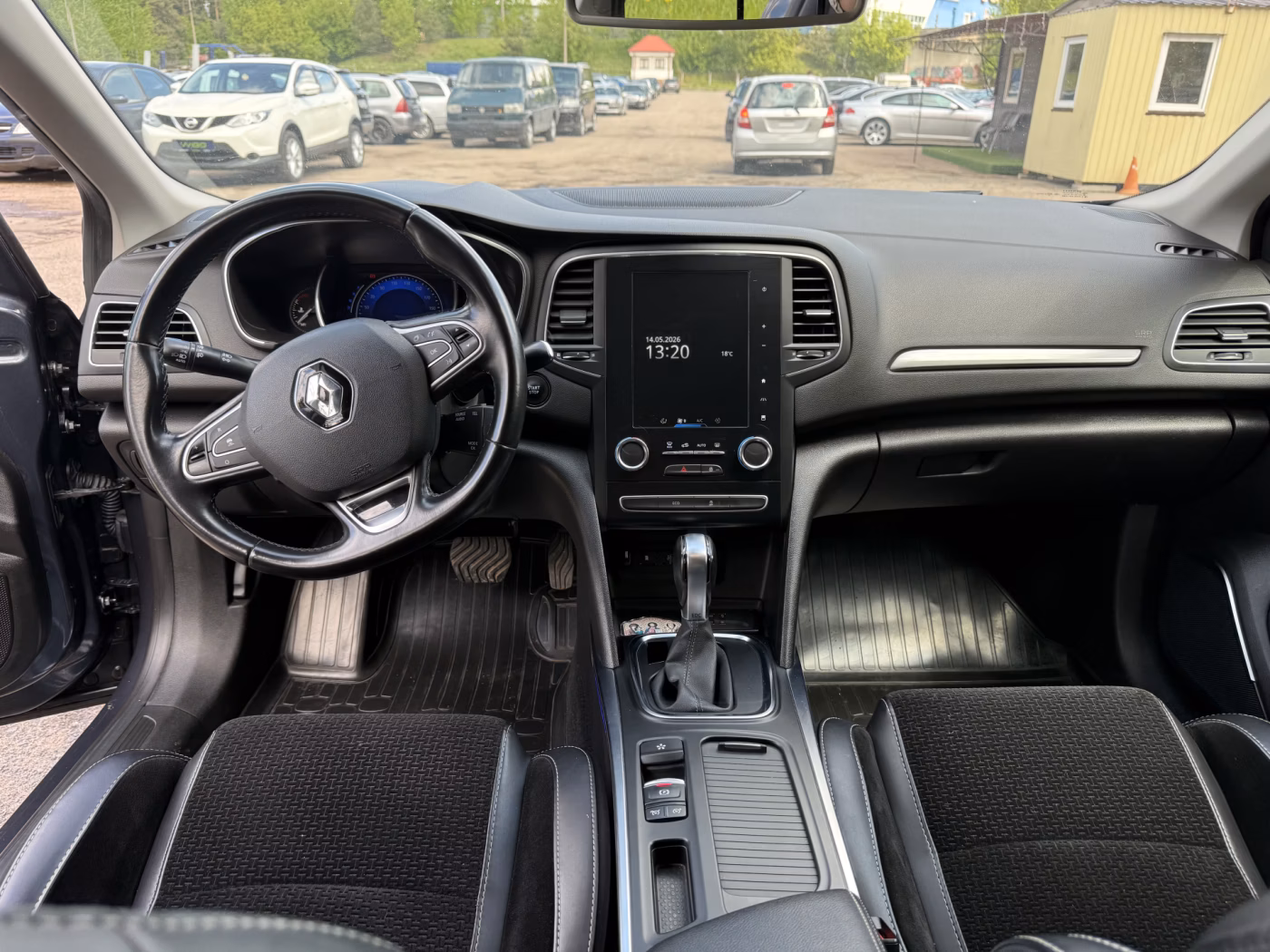 Renault Megane фото 8