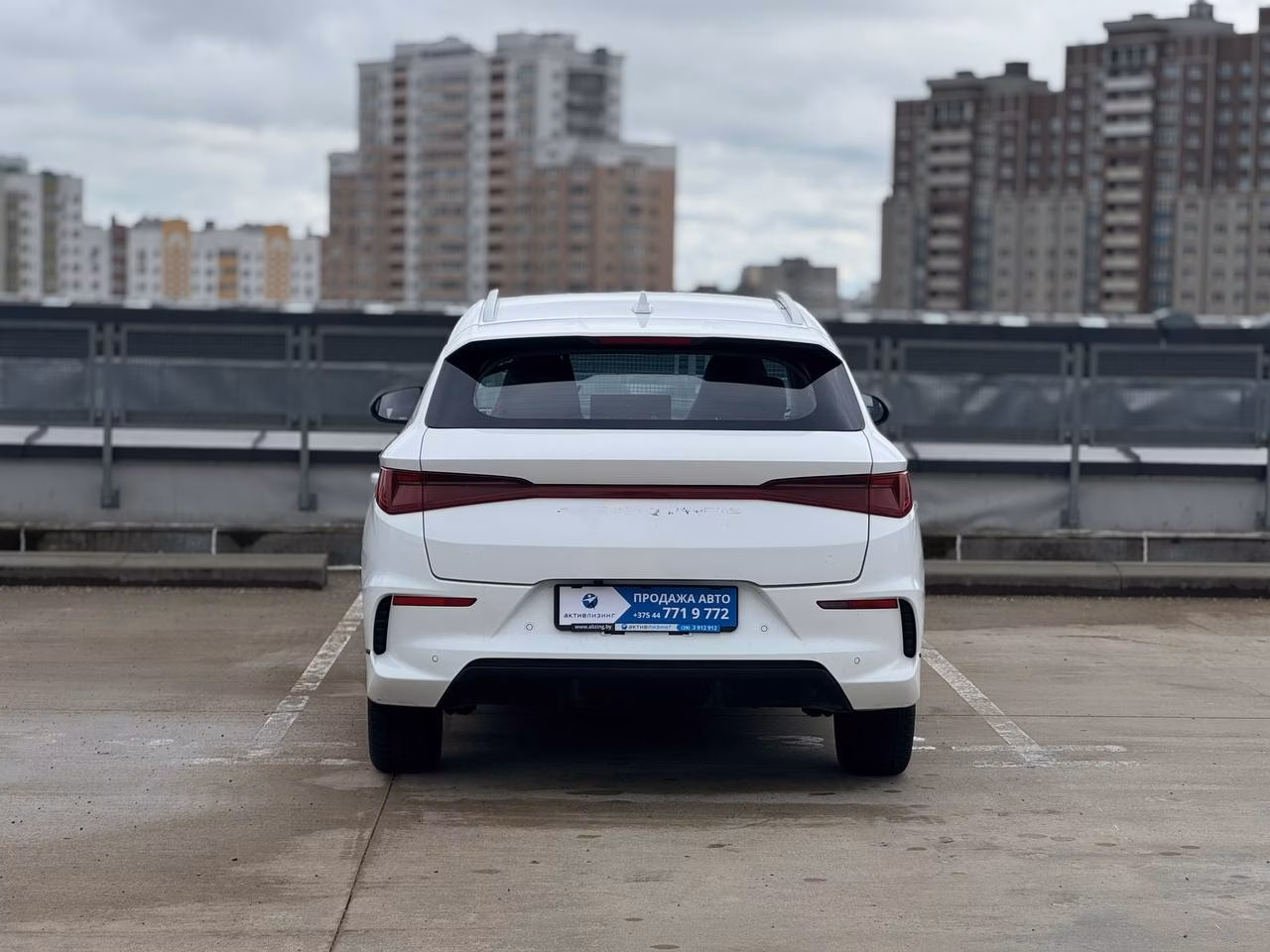 BYD e2 фото 6