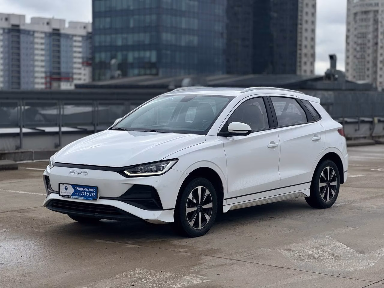 BYD e2