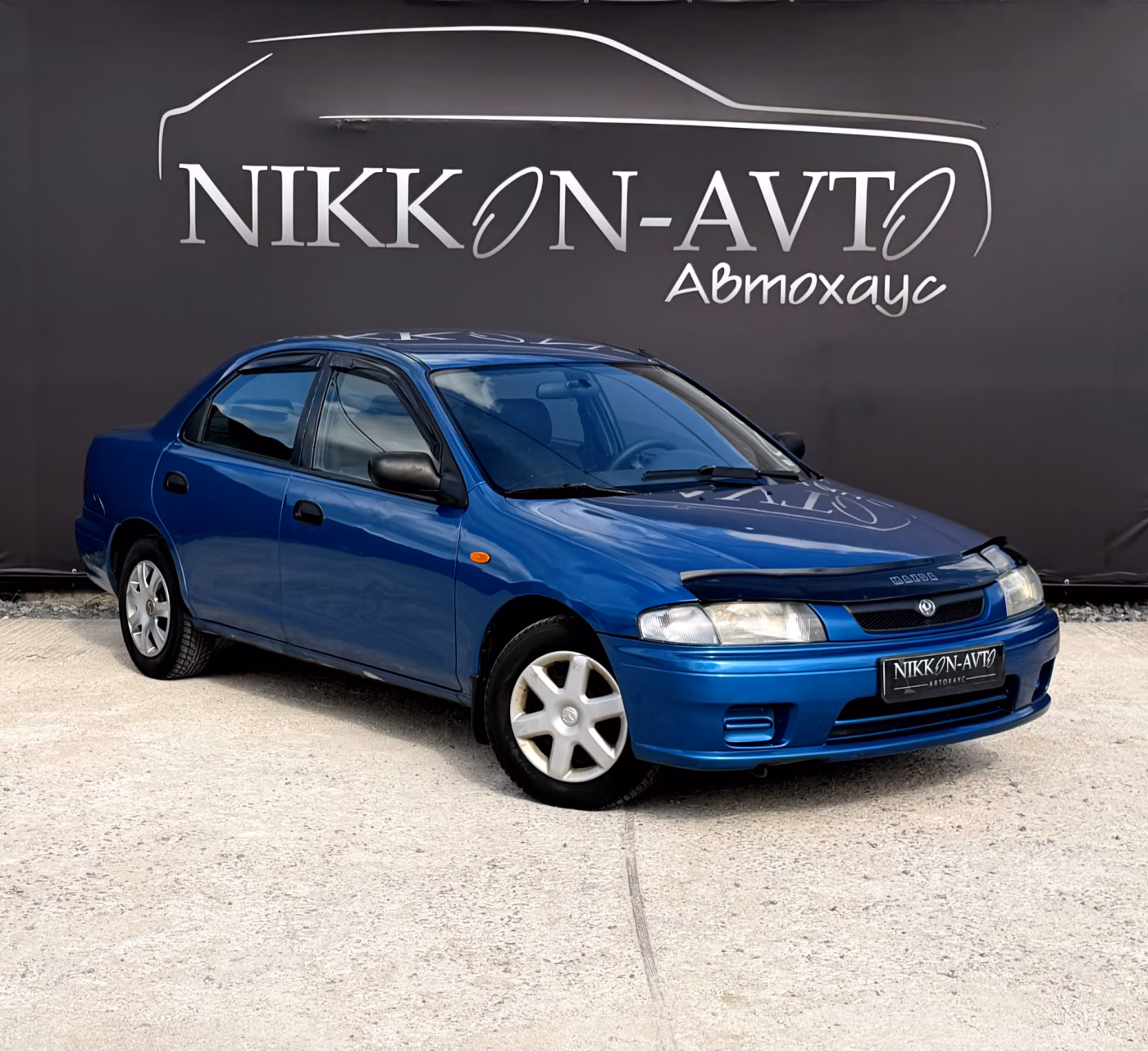 Mazda 323