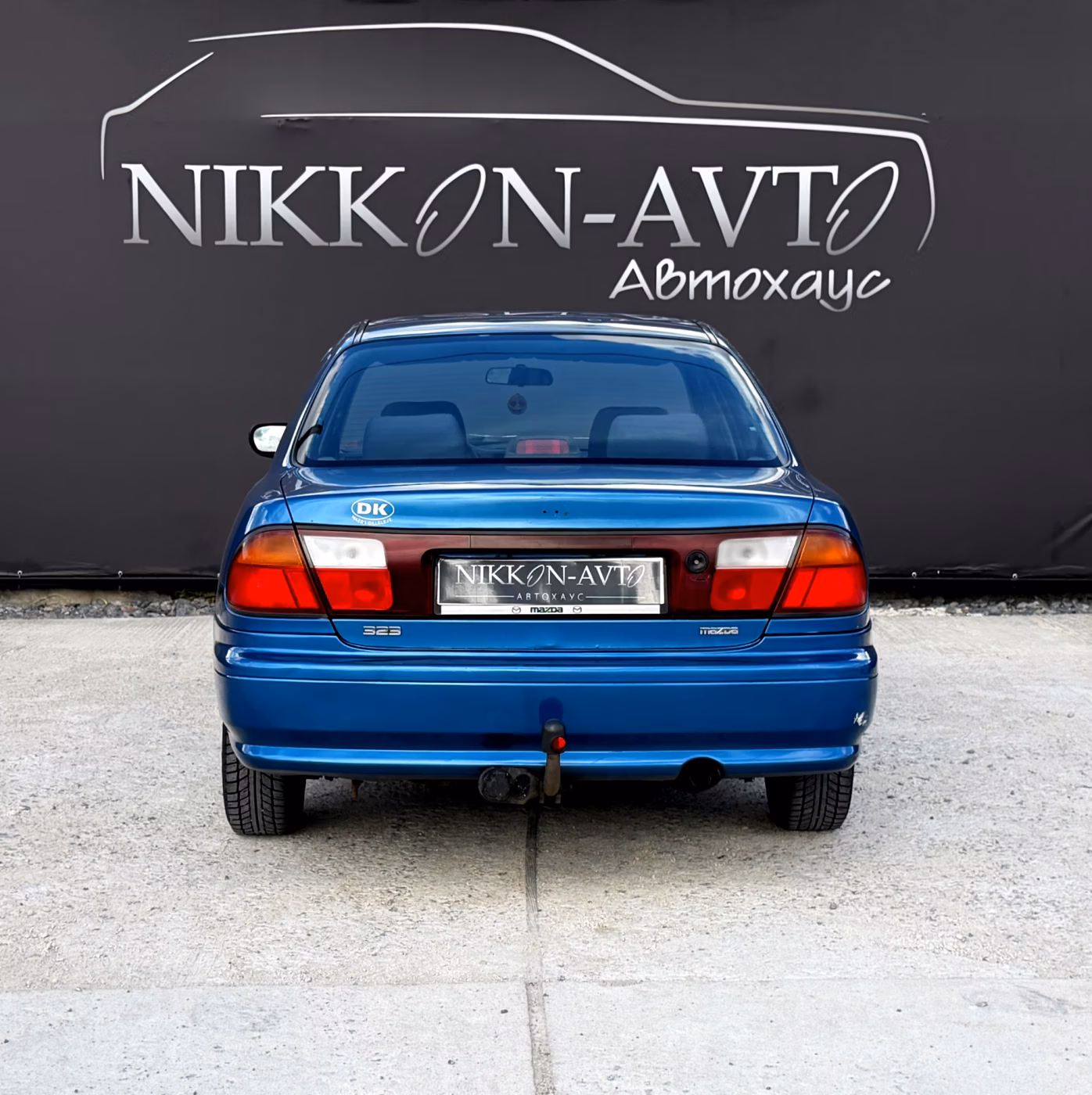 Mazda 323 фото 6
