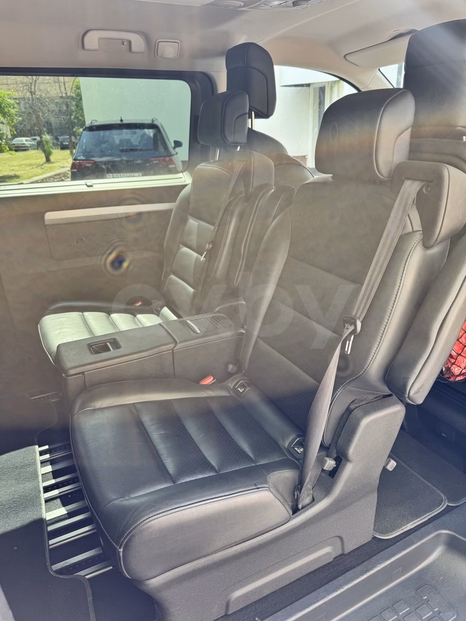 Peugeot Traveller фото 9