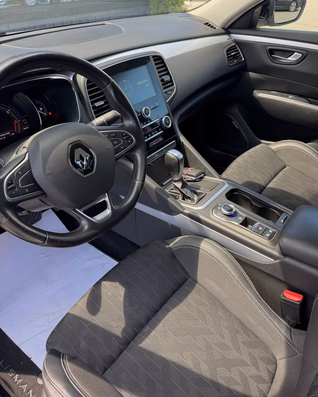 Renault Talisman фото 10