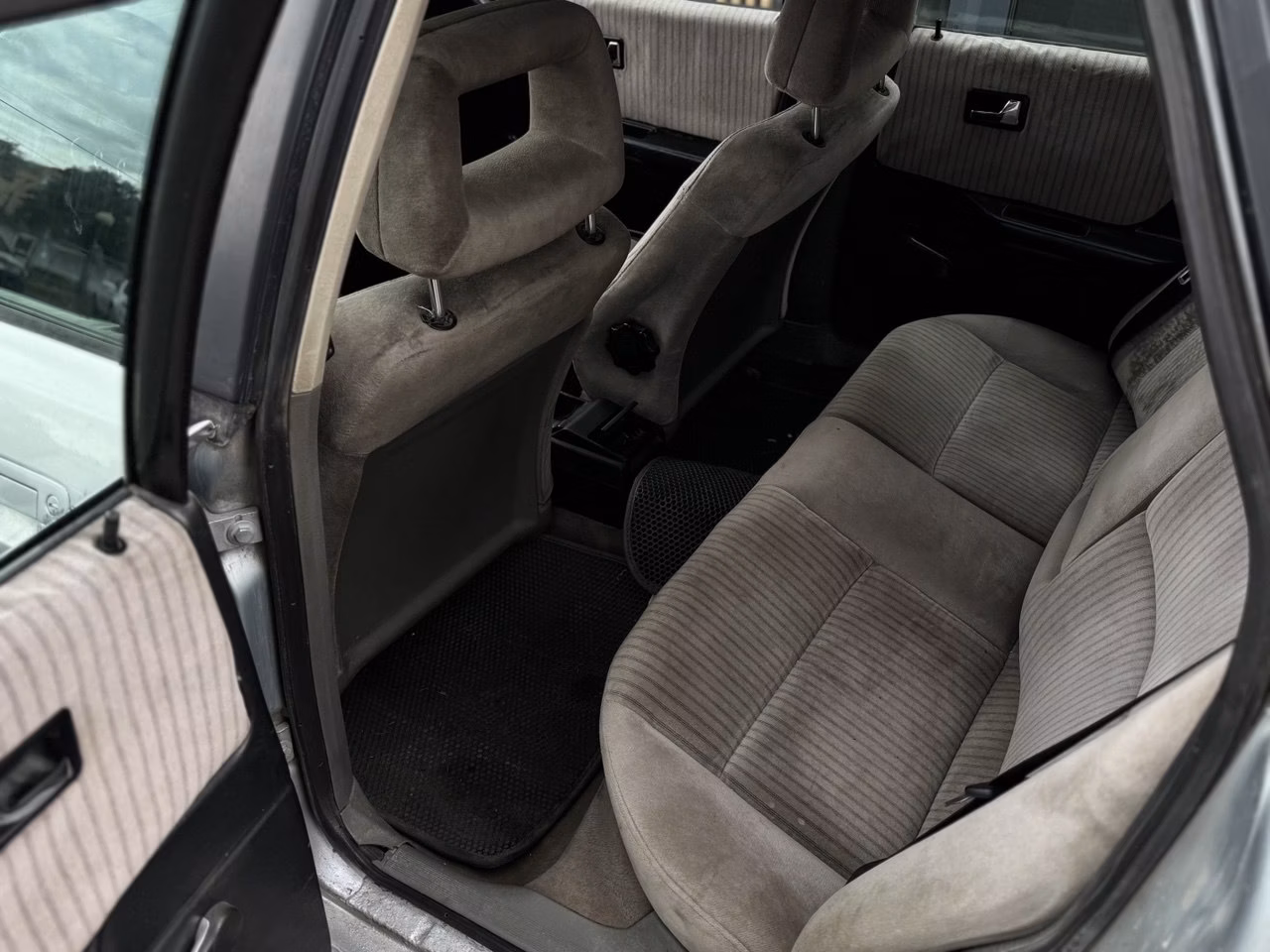 Audi 80 фото 11