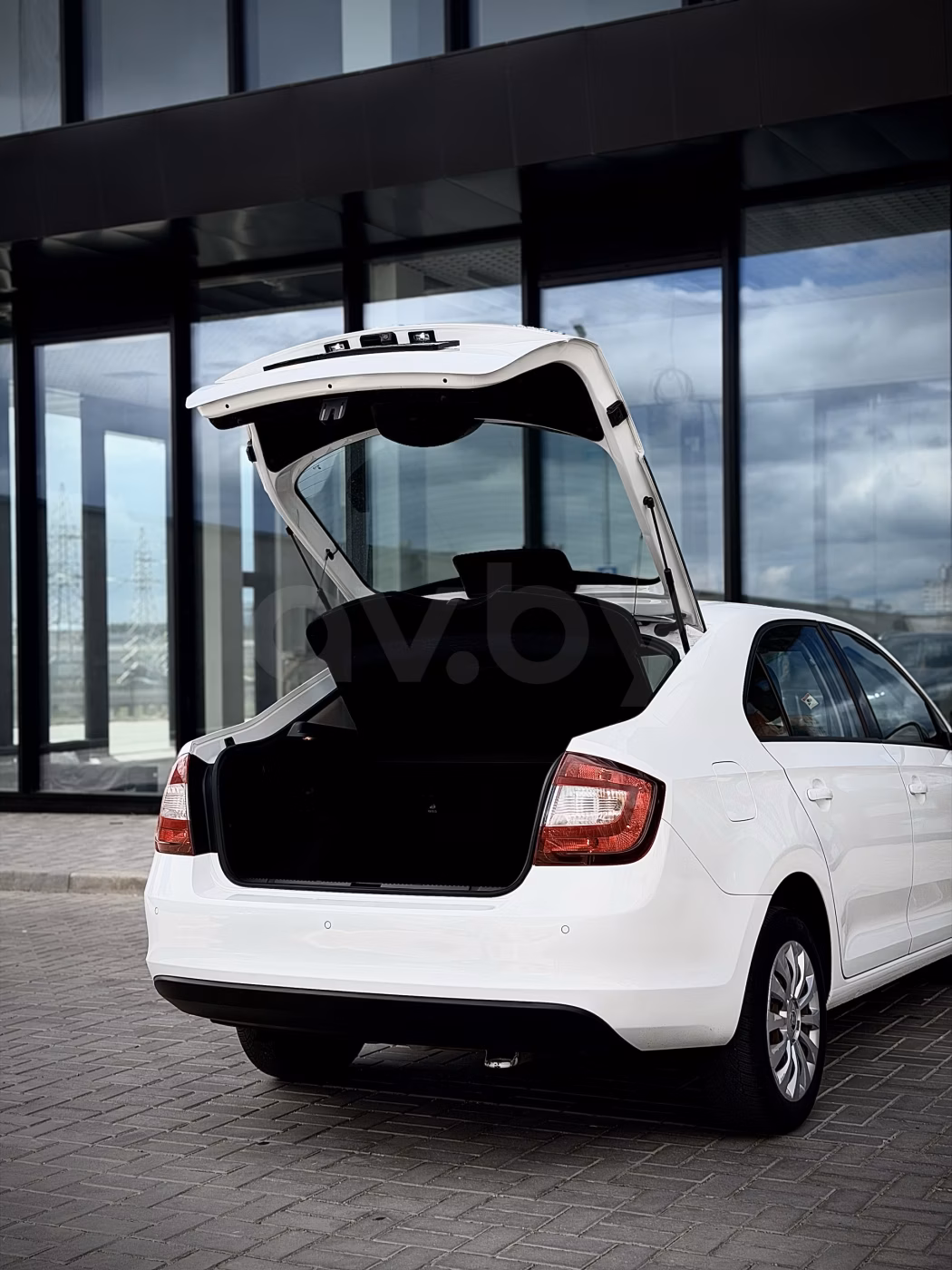 Skoda Rapid фото 7