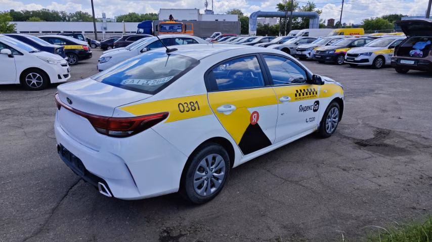 Kia Rio фото 9
