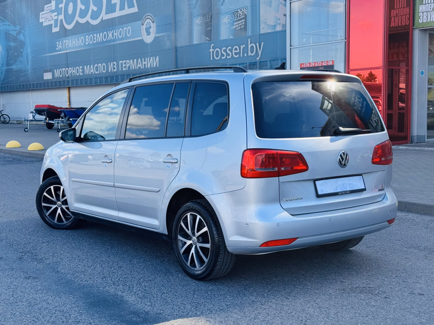 Volkswagen Touran фото 4
