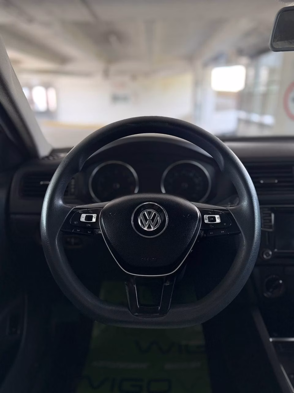 Volkswagen Jetta фото 12