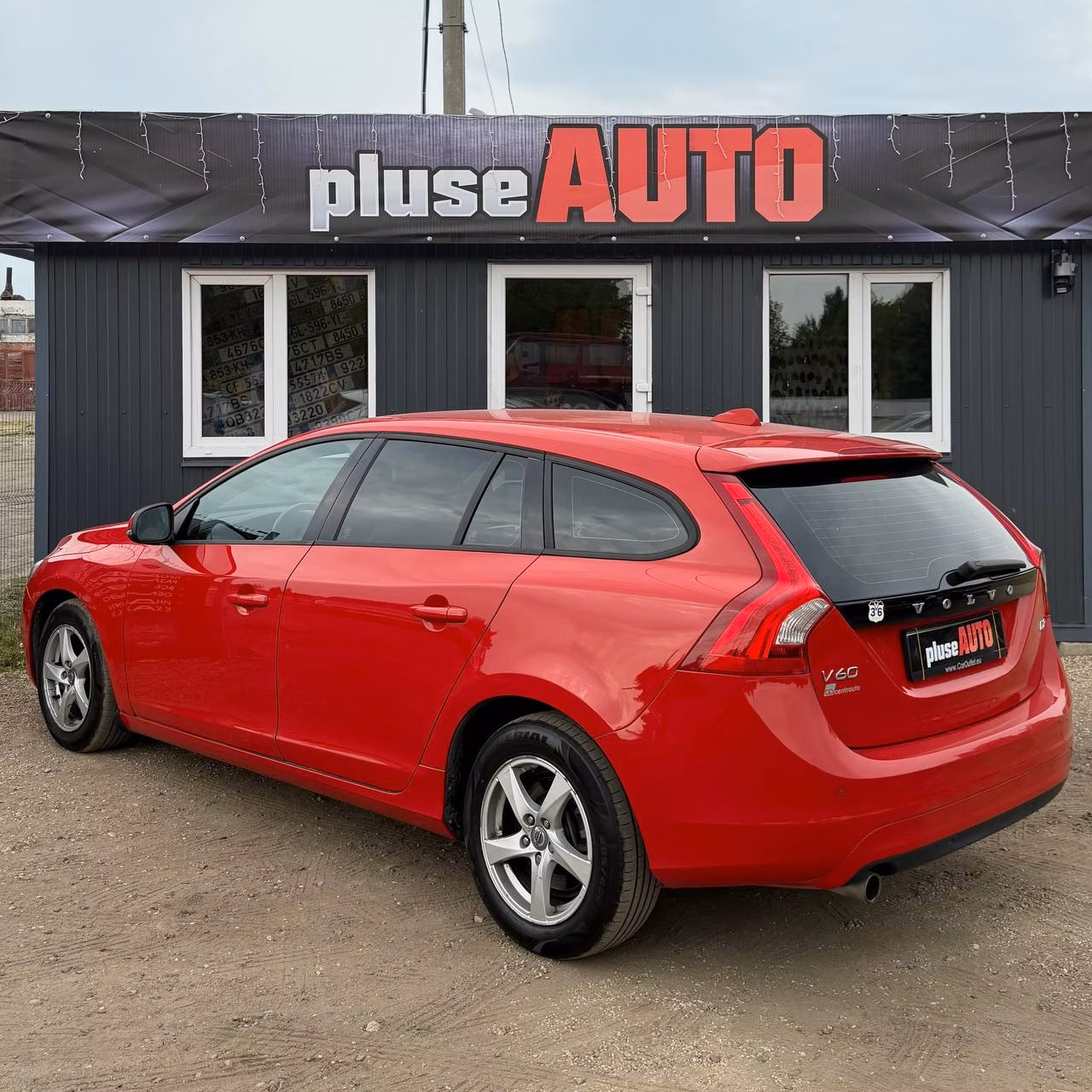 Volvo V60 фото 5