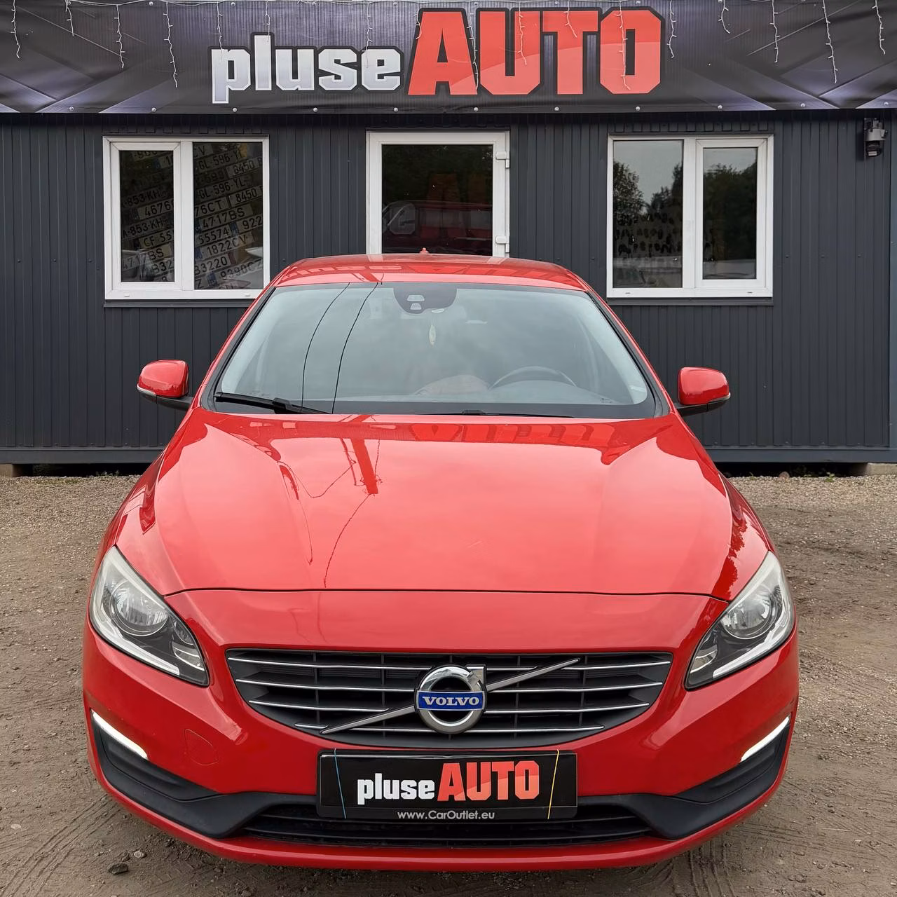 Volvo V60 фото 3