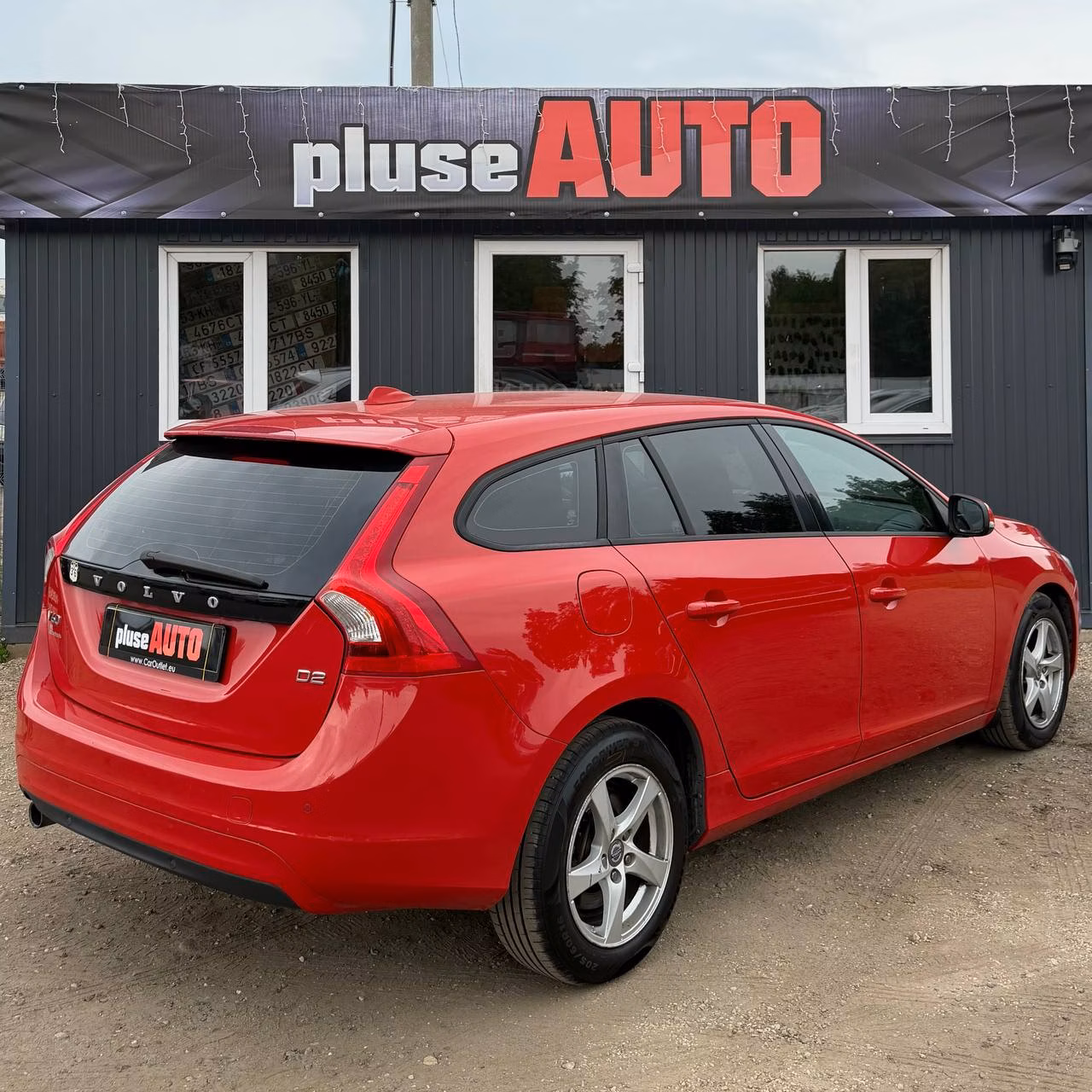 Volvo V60 фото 4