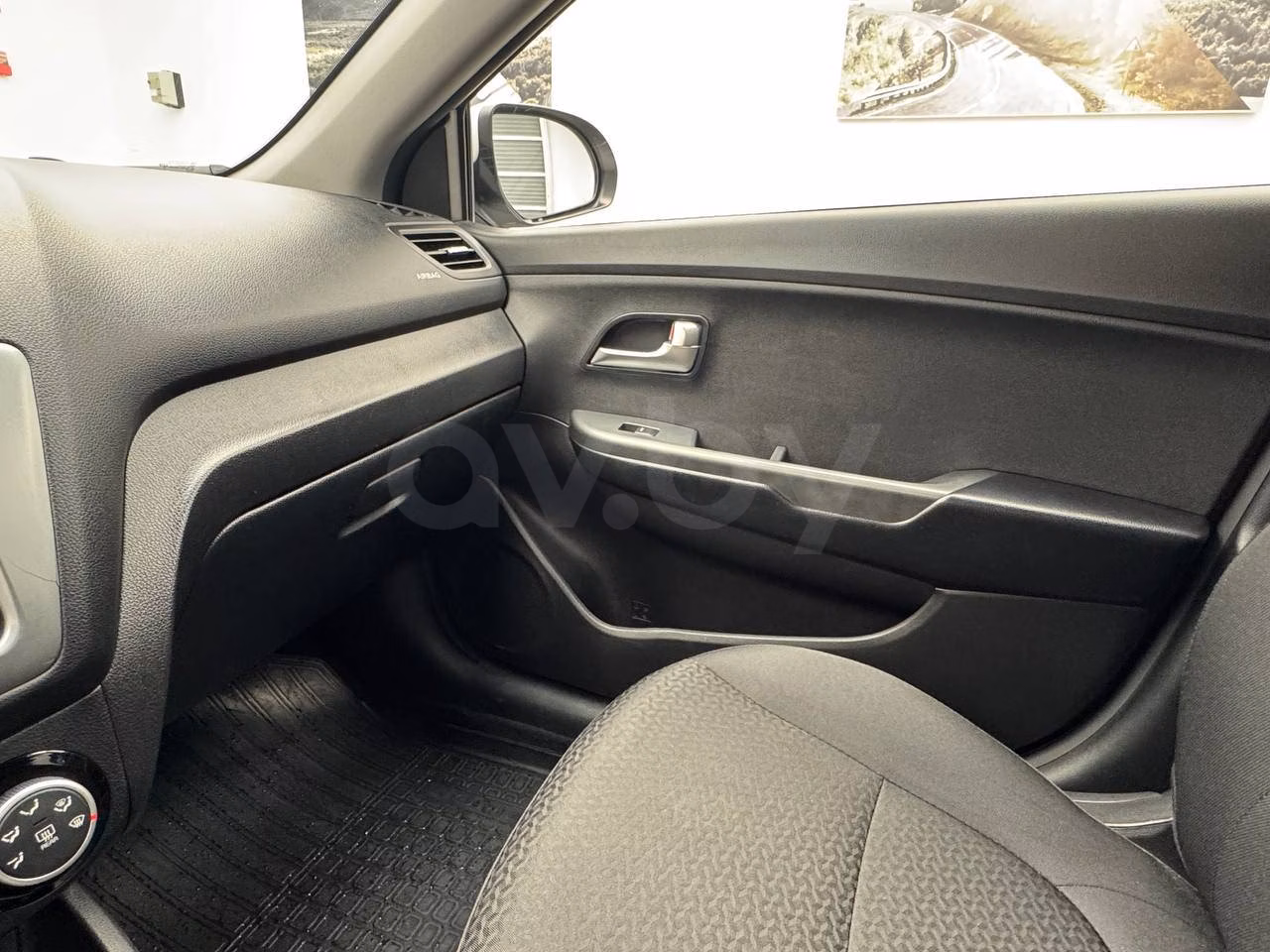 Kia Rio фото 9