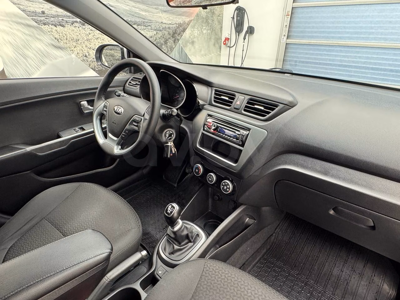 Kia Rio фото 7