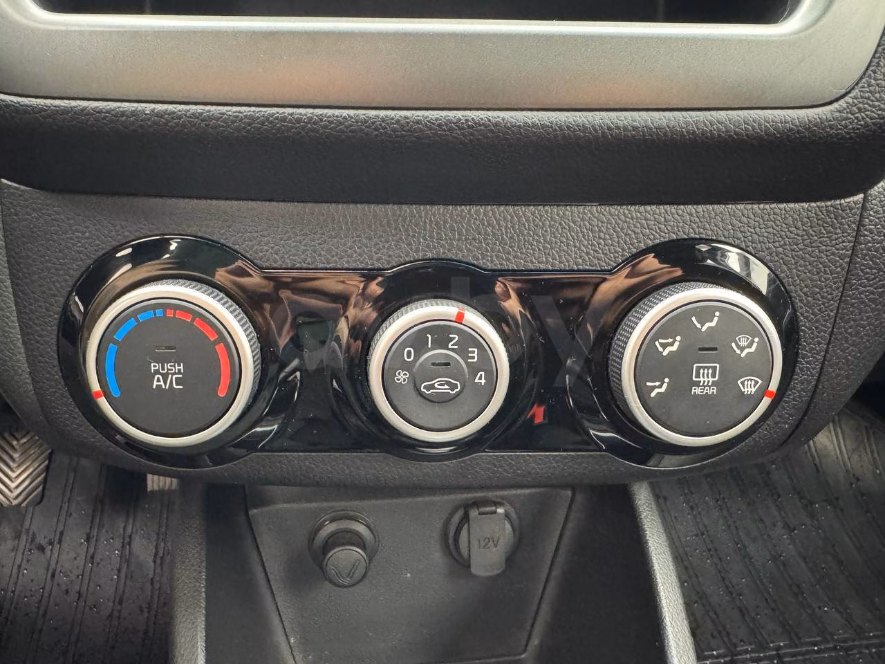 Kia Rio фото 4