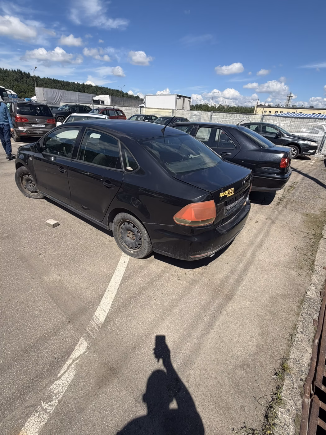 Volkswagen Polo Sedan фото 4